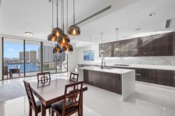 Picture of 3300 NE 188Th St # 812, Aventura, FL 33180