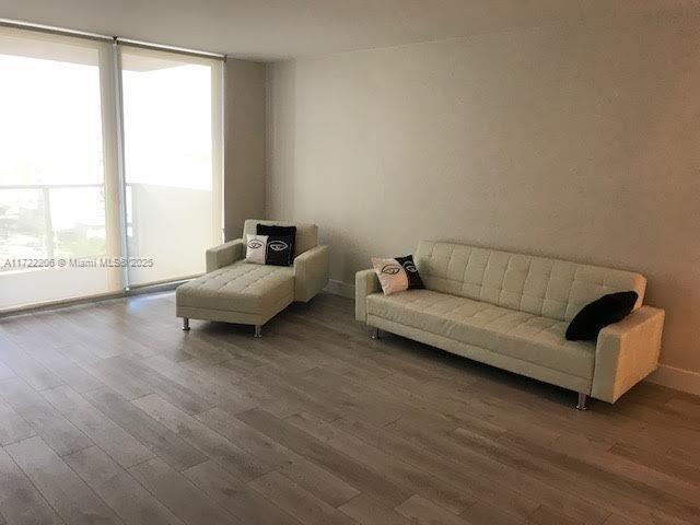 Picture of 1200 West Ave # 1018, Miami Beach FL 33139