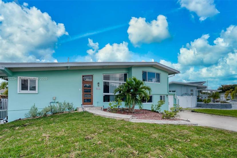 Picture of 2512 Tortugas Ln, Fort Lauderdale FL 33312