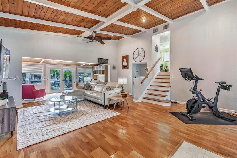 Picture of 2512 Tortugas Ln, Fort Lauderdale FL 33312