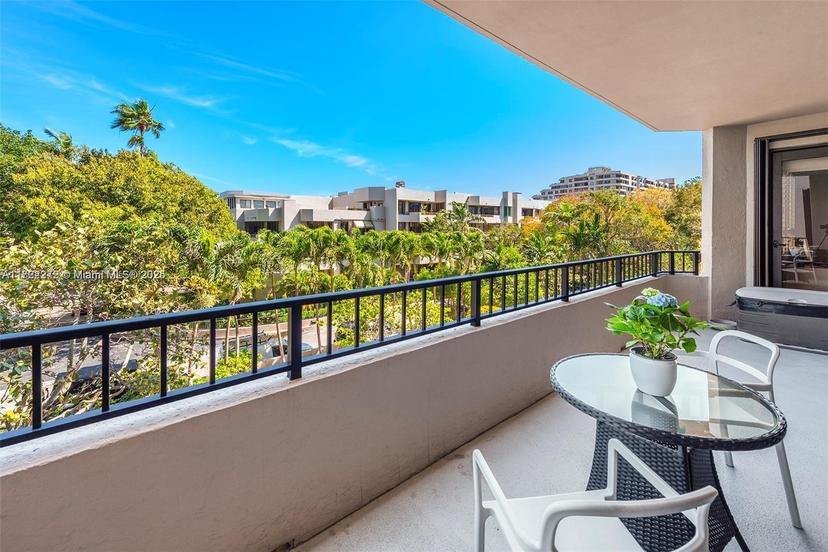 Picture of 151 Crandon Blvd # 320, Key Biscayne FL 33149