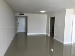 Picture of 18011 Biscayne Blvd # 1802, Aventura, FL 33160
