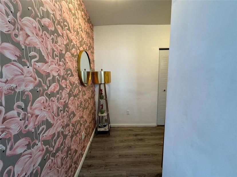 Picture of 810 7 St # 207, Miami Beach FL 33139