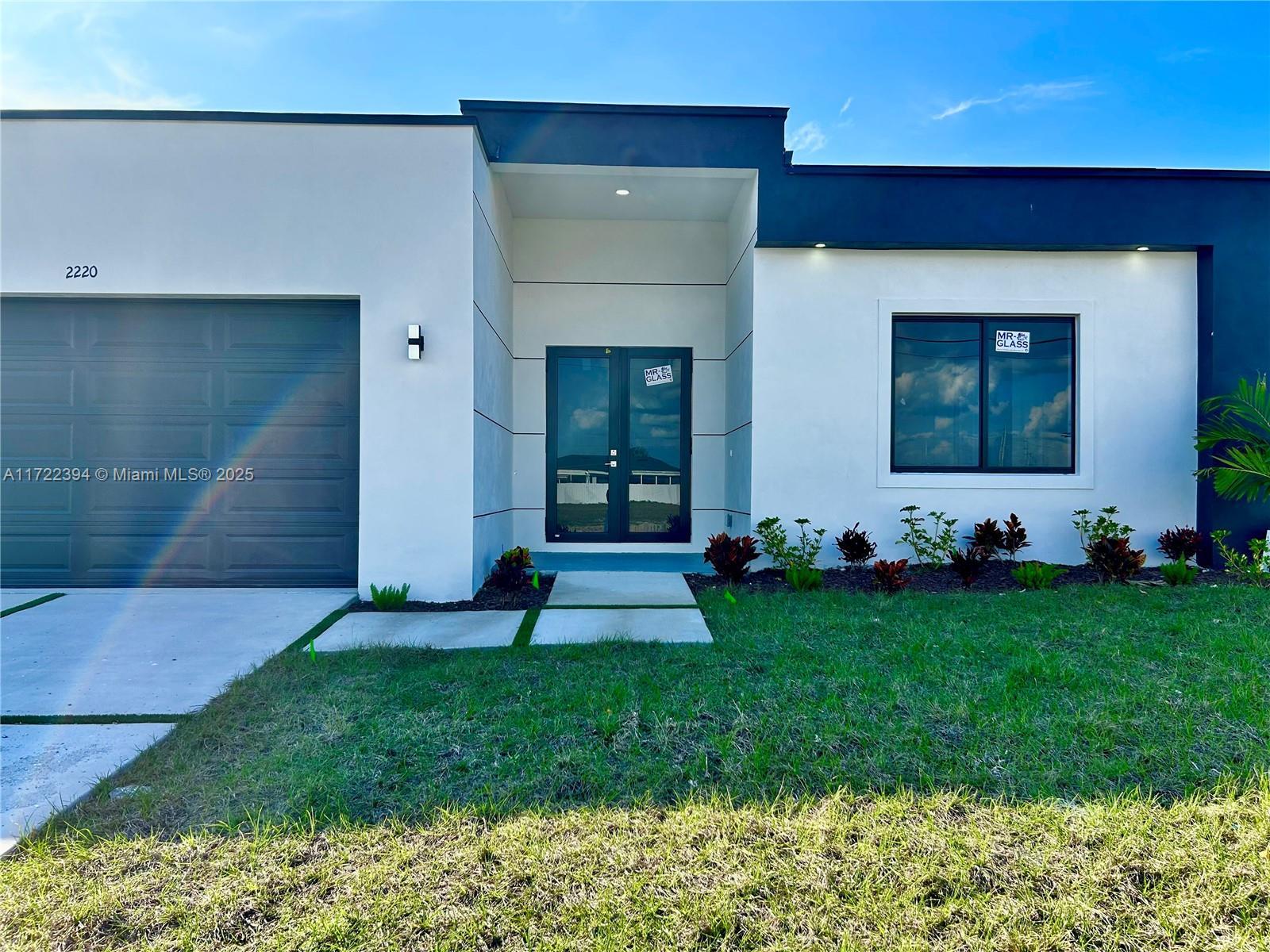 Picture of 2220 NW 1St Pl, Cape Coral, FL 33993