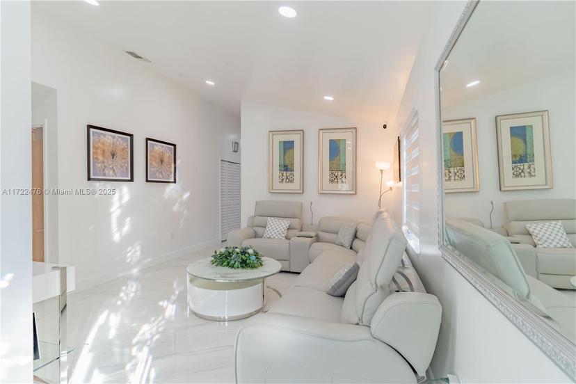 Picture of 6943 W 25Th Ave, Hialeah FL 33016