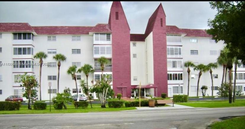 Picture of 4851 NW 21St St # 302, Lauderhill FL 33313