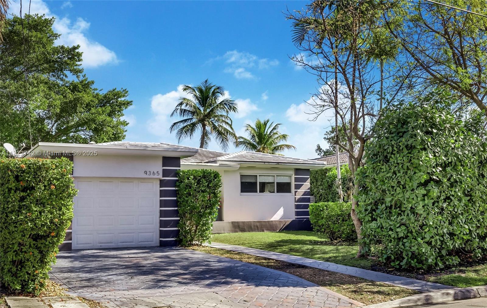 Picture of 9365 Dickens Ave, Surfside, FL 33154