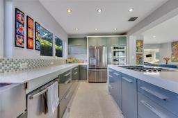 Picture of 9365 Dickens Ave, Surfside, FL 33154