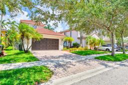 Picture of 1632 NE Winterberry Ln, Weston, FL 33327
