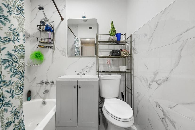 Picture of 620 NE 137Th St, North Miami FL 33161