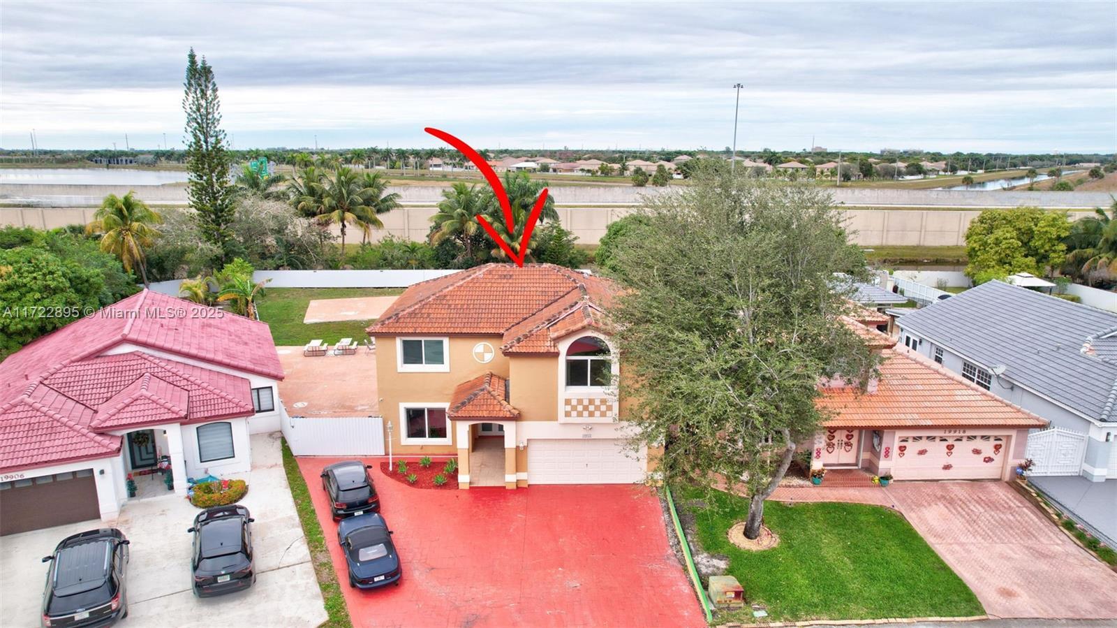 Picture of 19912 NW 86Th Ct, Hialeah, FL 33015