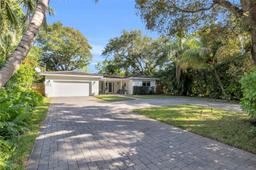Picture of 11433 NE 6Th Ave, Biscayne Park, FL 33161