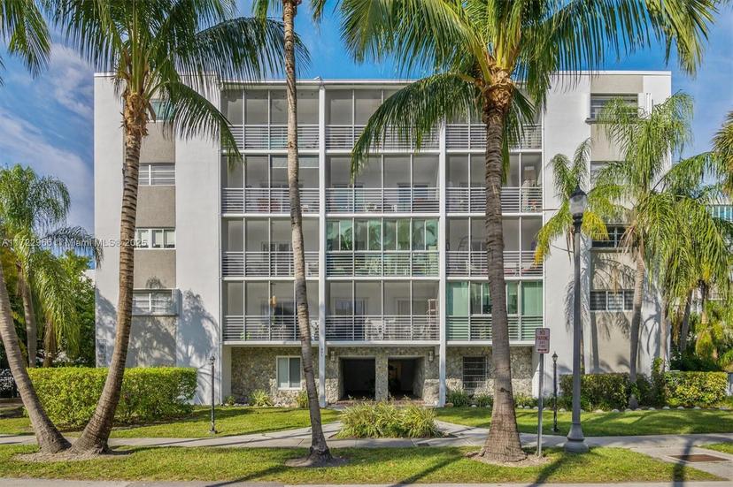 Picture of 301 SW Sunrise Dr, Key Biscayne FL 33149