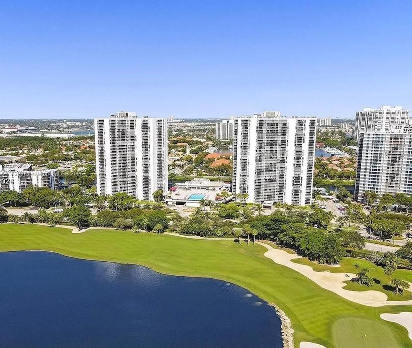 Picture of 3675 N Country Club Dr # 203, Aventura FL 33180