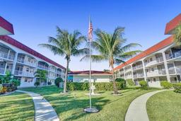 Picture of 580 Egret Dr # 215, Hallandale Beach, FL 33009