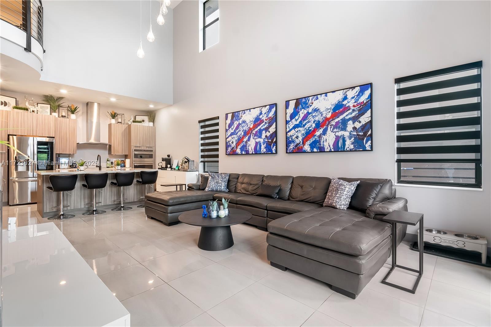 Picture of 8762 NW 158Th St, Miami Lakes, FL 33018