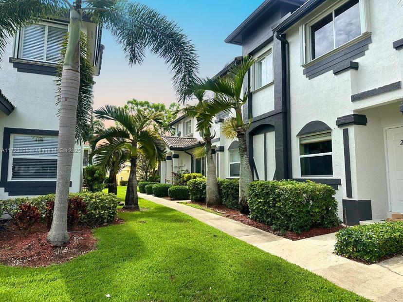 Picture of 2216 SE 26Th Ln # 2216, Homestead FL 33035