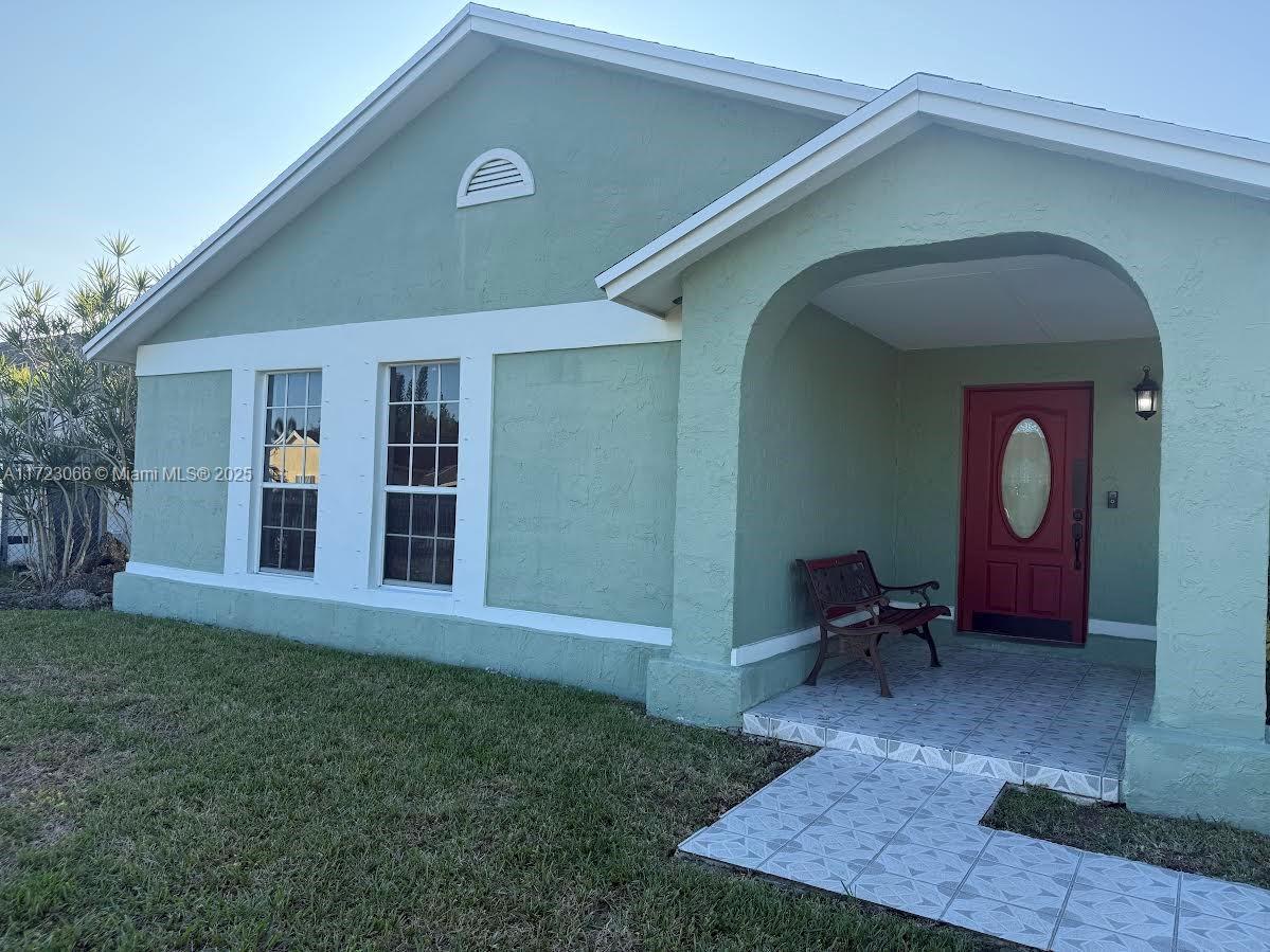Picture of 28120 SW 138 Ct, Miami, FL 33033