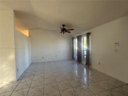 Picture of 28120 SW 138 Ct, Miami, FL 33033