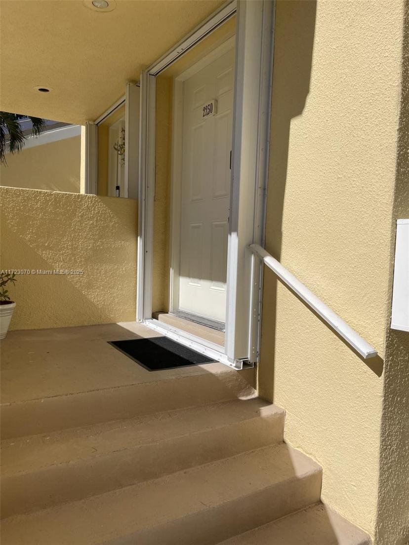 Picture of 2230 SE 27Th Dr # C, Homestead FL 33035