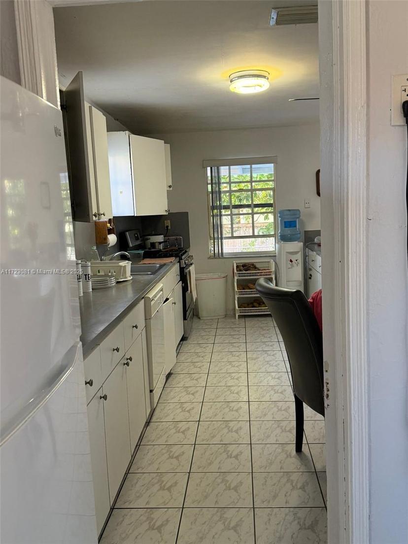 Picture of 1881 SW 37Th Ave, Miami FL 33145