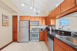 Picture of 17150 N Bay Rd # 2205, Sunny Isles Beach, FL 33160