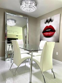 Picture of 90 SW 3Rd St # 3014, Miami, FL 33130