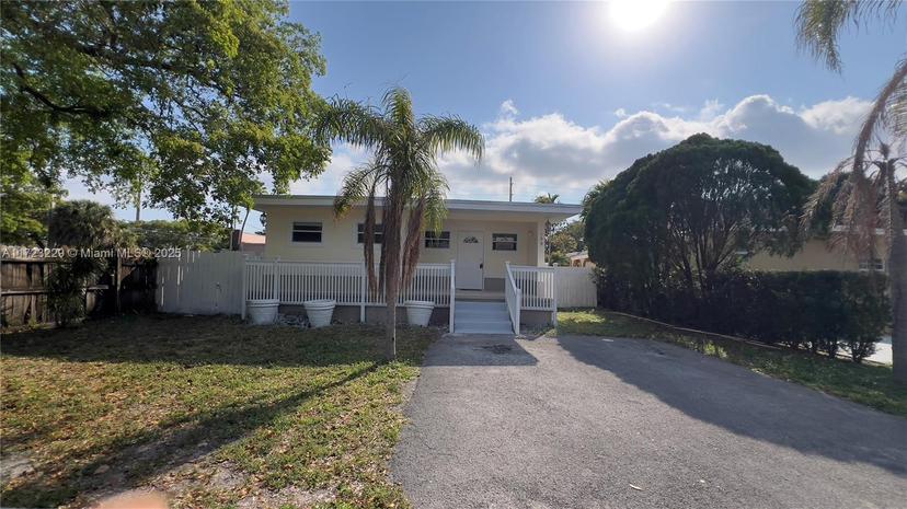 Picture of 109 SW 1St Ave, Hallandale Beach FL 33009