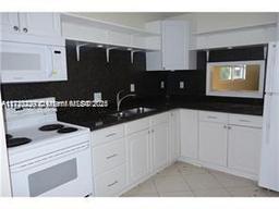 Picture of 109 SW 1St Ave, Hallandale Beach, FL 33009