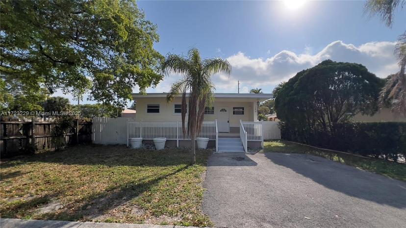 Picture of 109 SW 1St Ave, Hallandale Beach FL 33009