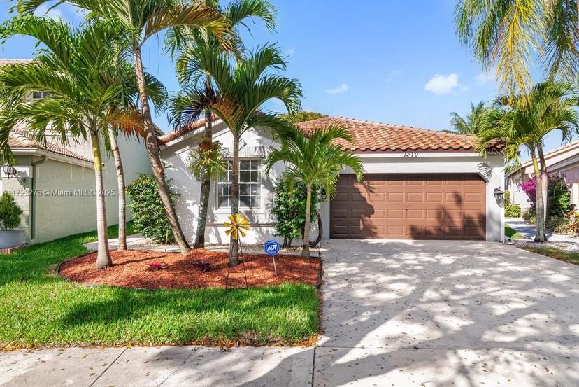 Picture of 1210 Oakwater Dr, Royal Palm Beach FL 33411