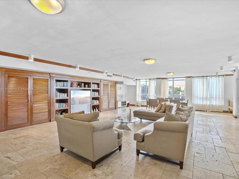 Picture of 1625 Kennedy Cswy # A, North Bay Village FL 33141