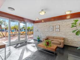 Picture of 1625 Kennedy Cswy # A, North Bay Village, FL 33141