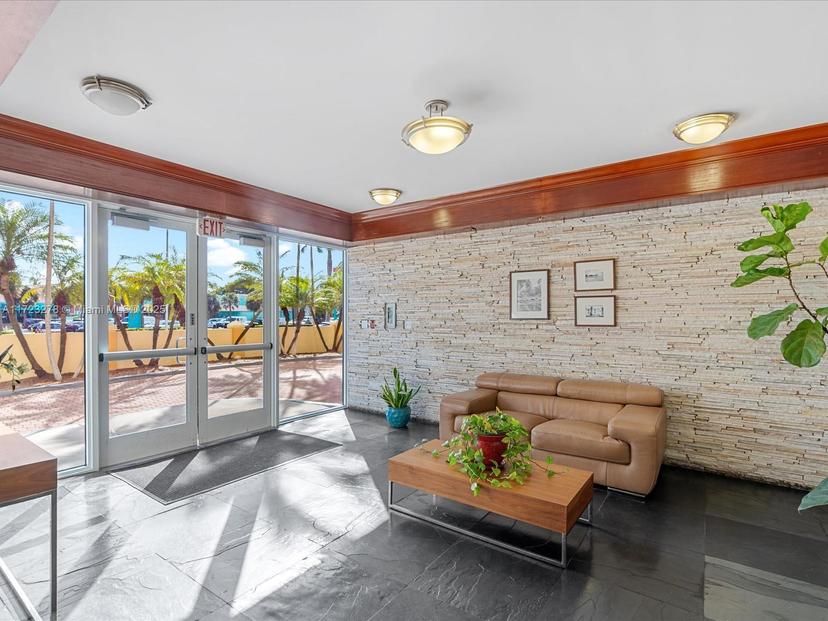 Picture of 1625 Kennedy Cswy # A, North Bay Village FL 33141
