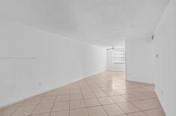 Picture of 1350 NE 119Th St # 135007, Miami, FL 33161