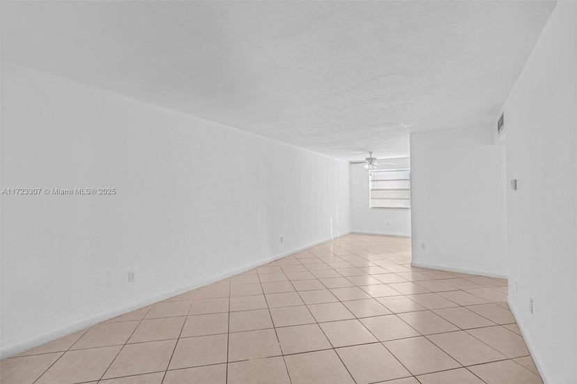 Picture of 1350 NE 119Th St # 135007, Miami FL 33161