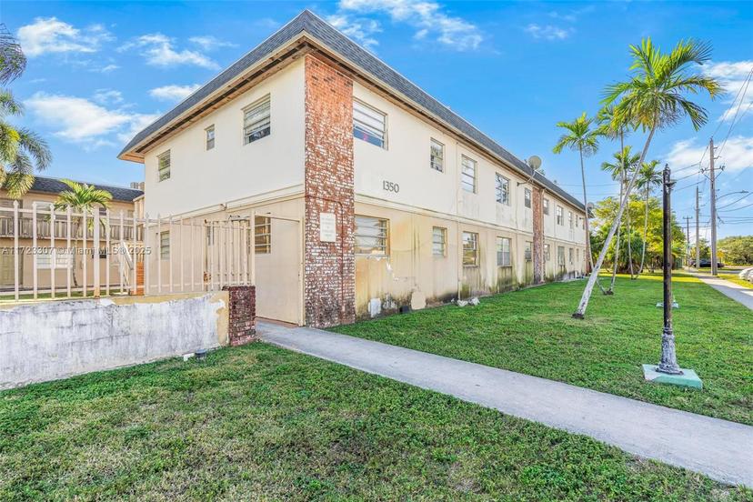 Picture of 1350 NE 119Th St # 135007, Miami FL 33161