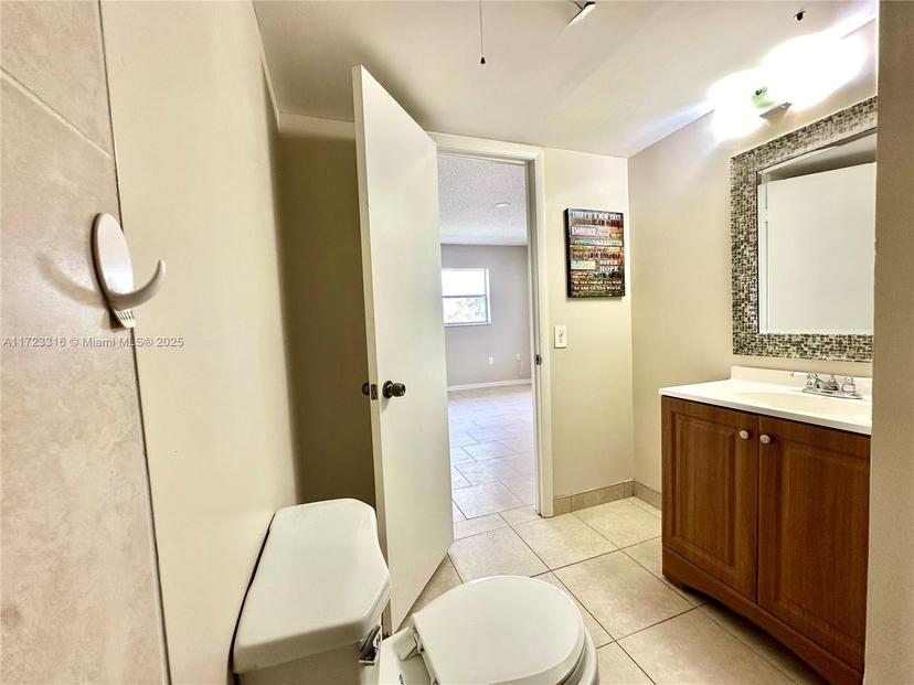 Picture of 8500 Sunrise Lakes Blvd # 303, Sunrise FL 33322