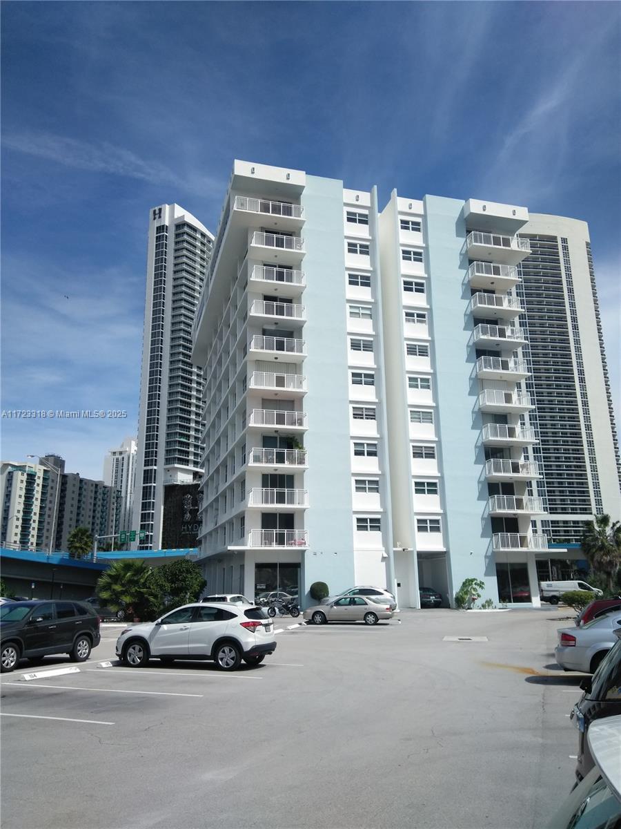 Picture of 1801 S Ocean Dr # 739, Hallandale Beach, FL 33009
