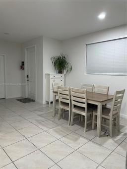Picture of 1755 SE 9Th Ter, Homestead, FL 33034