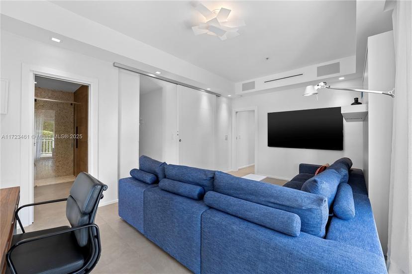 Picture of 1413 Sunset Harbour Dr # 212, Miami Beach FL 33139