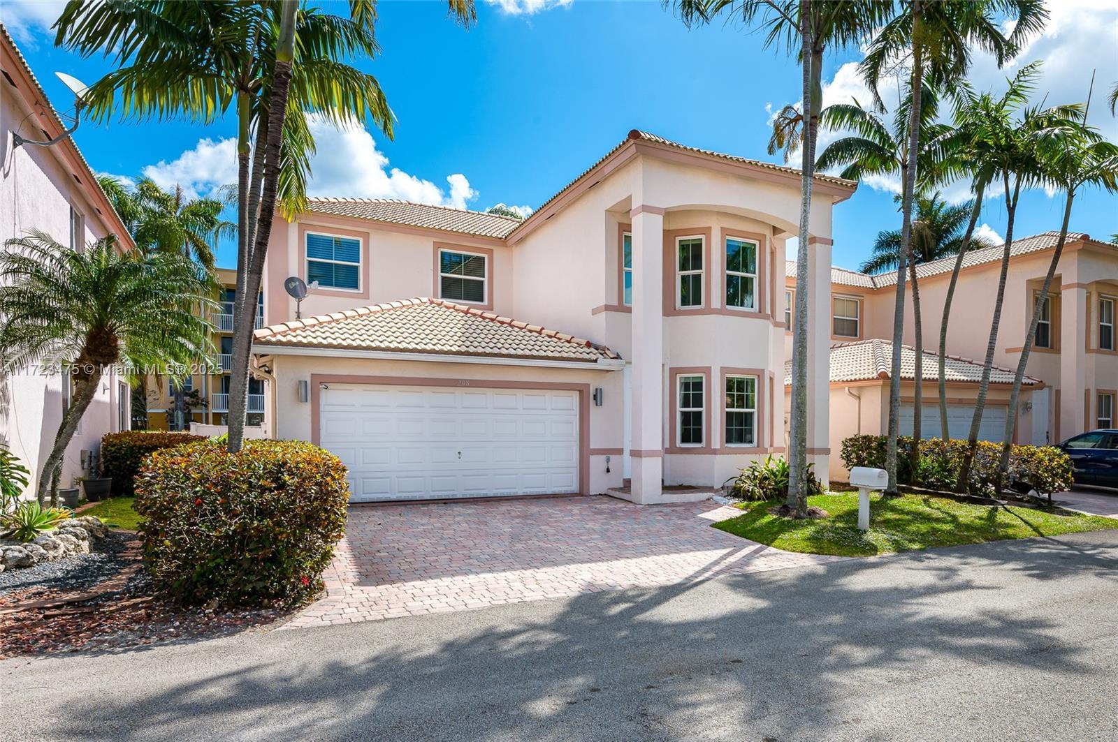 Picture of 208 SE 15Th St, Dania Beach, FL 33004