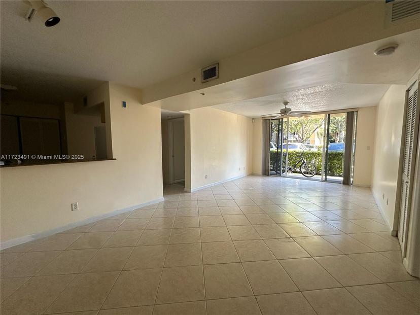 Picture of 609 E Sheridan St # 105, Dania Beach FL 33004