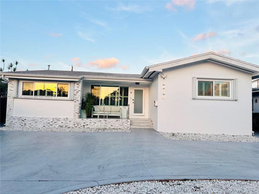 Picture of 7549 Adventure Ave, North Bay Village FL 33141