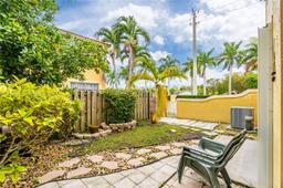 Picture of 13727 SW 116Th Ln # 0, Miami, FL 33186