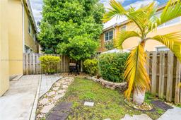 Picture of 13727 SW 116Th Ln # 0, Miami, FL 33186