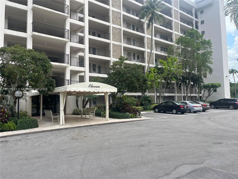 Picture of 3200 N Palm Aire Dr # 101, Pompano Beach FL 33069