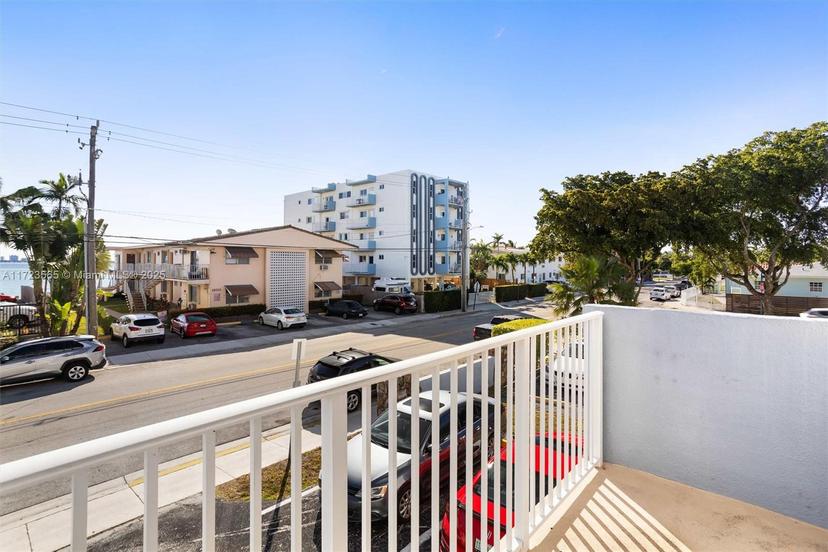 Picture of 1801 S Treasure Dr # 217, North Bay Village FL 33141