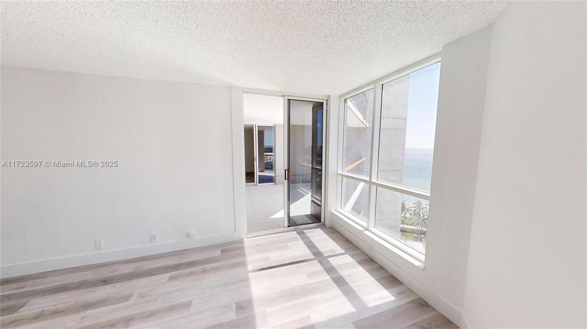 Picture of 6767 Collins Ave # 1402, Miami Beach FL 33141