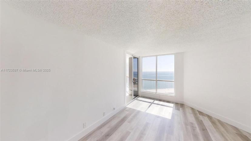 Picture of 6767 Collins Ave # 1402, Miami Beach FL 33141